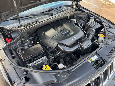 Used 2015 Jeep Grand Cherokee Limited image 26