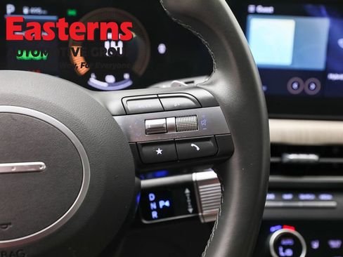 Used 2025 Hyundai Sonata SEL image 16