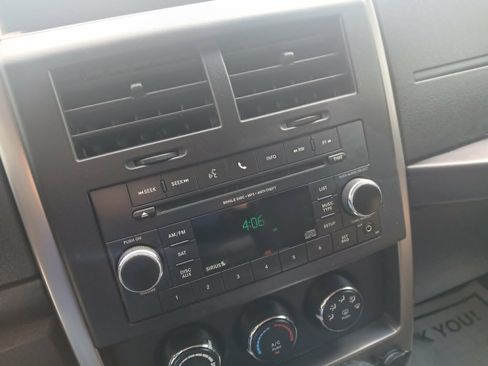 Used 2012 Jeep Liberty Sport w/ Driver Convenience Group RWD image 14