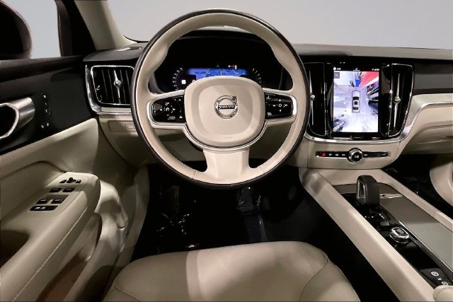 Certified 2025 Volvo S60 B5 Plus FWD image 7