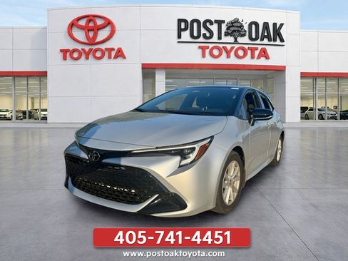 Used 2026 Toyota Corolla SE FWD image 13