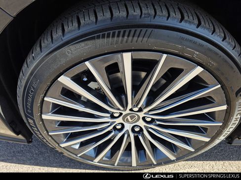 New 2026 Lexus ES 350e FWD image 10
