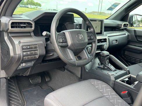 Used 2026 Toyota Tacoma SR5 image 11