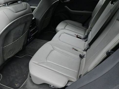 Used 2019 Audi Q8 Premium Plus w/ Premium Plus AWD/4WD image 14