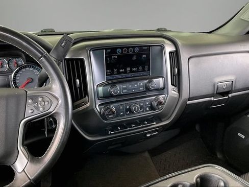 Used 2018 Chevrolet Silverado 1500 LT w/ All Star Edition AWD/4WD image 9