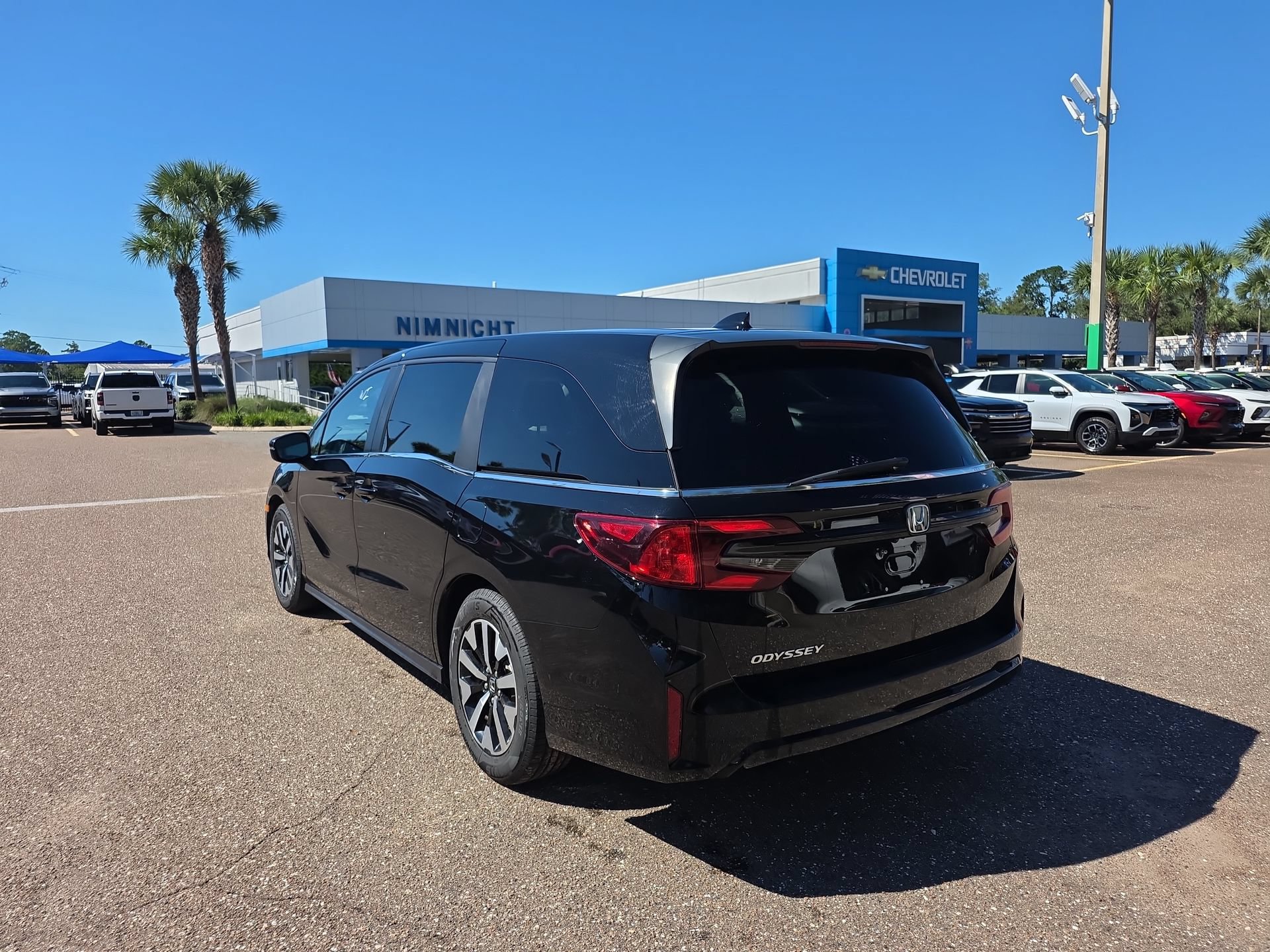 Used 2025 Honda Odyssey EX-L image 4