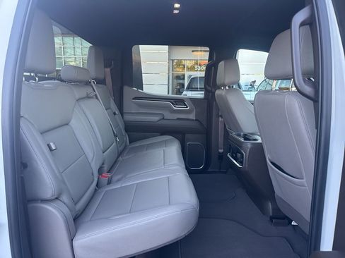 Used 2023 GMC Sierra 1500 SLT w/ SLT Premium Package image 29
