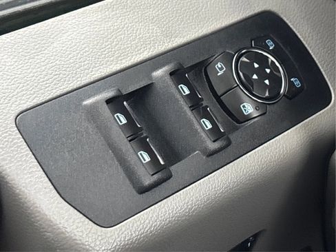 Used 2015 Ford F150 Lariat w/ Equipment Group 501A Mid AWD/4WD image 40
