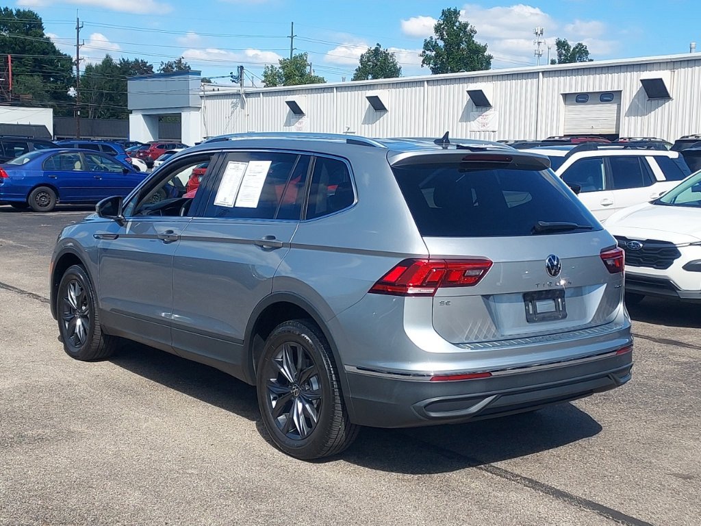 Certified 2023 Volkswagen Tiguan SE w/ Panoramic Sunroof Package AWD/4WD image 6