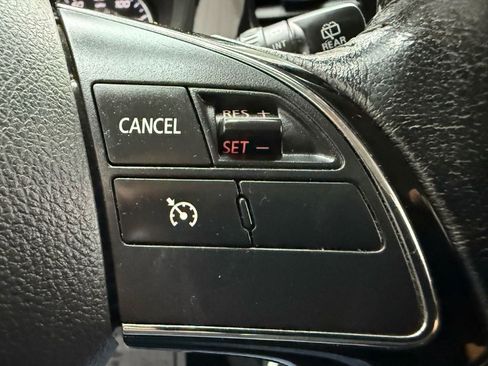 Used 2019 Mitsubishi Outlander SEL image 14