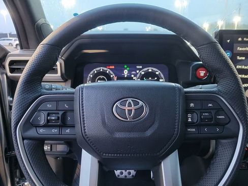 Used 2024 Toyota Tacoma TRD Sport w/ TRD Sport Premium Package AWD/4WD image 16