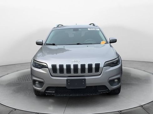 Used 2019 Jeep Cherokee Latitude w/ Popular Appearance Group FWD image 5