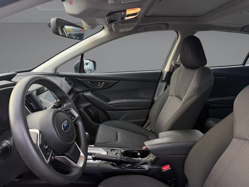 Used 2018 Subaru Impreza 2.0i Premium image 12