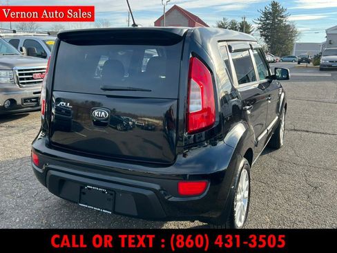 Used 2013 Kia Soul + image 9