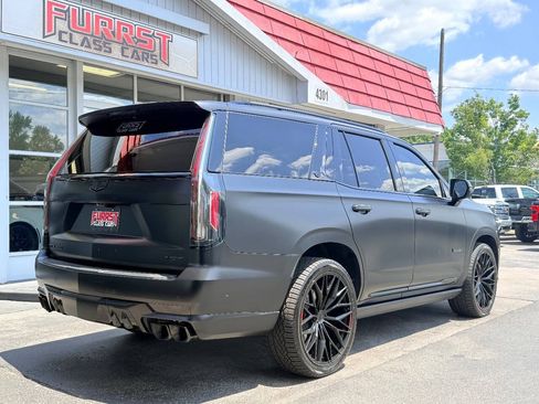 Used 2023 Cadillac Escalade V AWD/4WD image 3