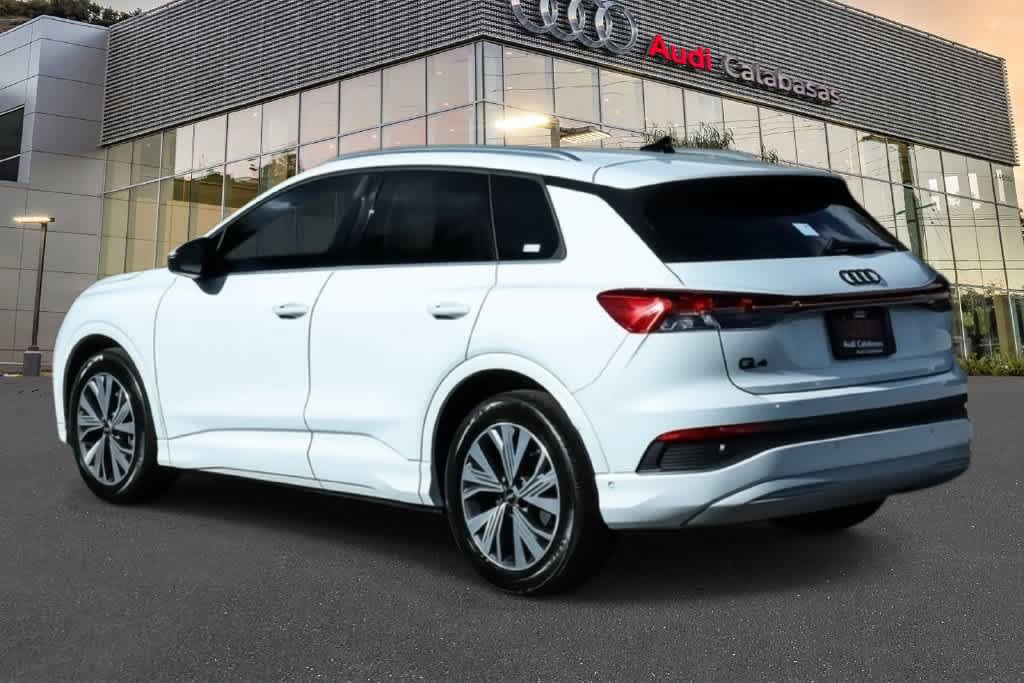 Used 2023 Audi Q4 e-tron Premium Plus RWD image 6