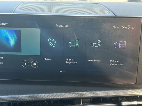 Used 2025 Hyundai Santa Fe SEL FWD image 25