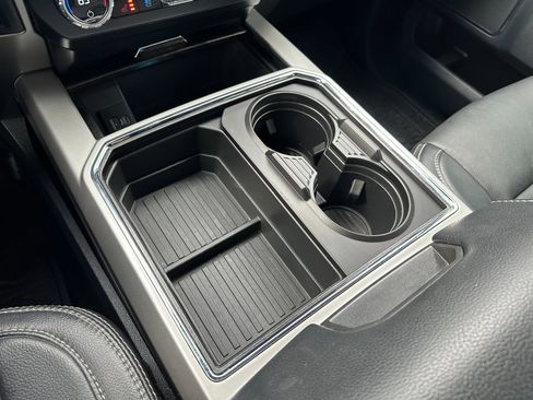 Used 2022 Ford F250 Lariat w/ Tremor Off-Road Package image 46