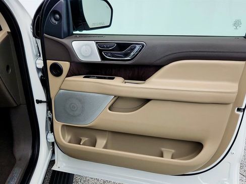 Used 2022 Lincoln Navigator L Reserve image 26