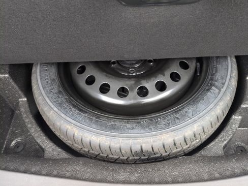 Used 2022 Buick Envision Avenir w/ Safety Package image 36