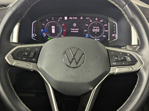 Used 2022 Volkswagen Atlas SEL AWD/4WD image 16
