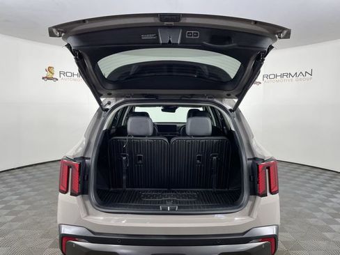 Used 2025 Kia Sorento SX image 41