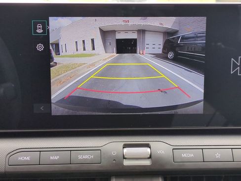 Used 2025 Kia K4 LXS image 17