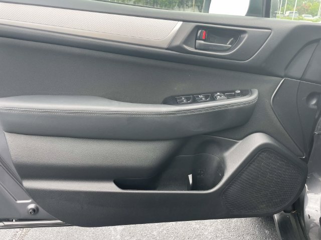 Used 2018 Subaru Outback 2.5i AWD/4WD image 14