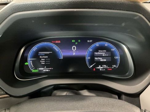 Used 2023 Toyota Venza Limited image 14