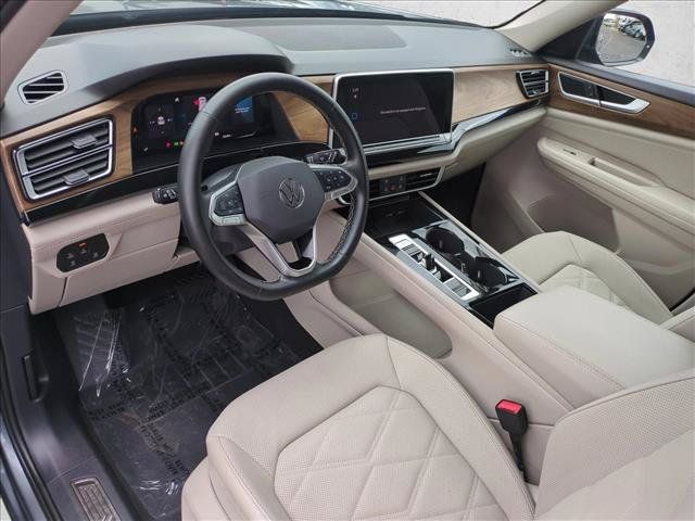 Used 2025 Volkswagen Atlas SE FWD image 10