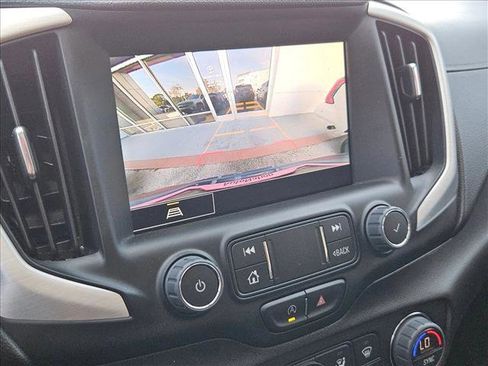 Used 2022 GMC Terrain SLE w/ Driver Convenience Package image 14