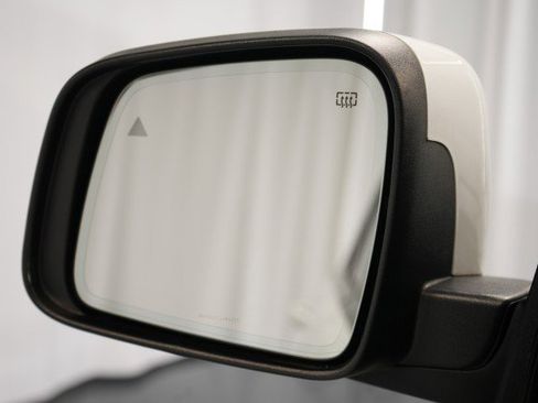 Used 2019 Jeep Grand Cherokee High Altitude image 22