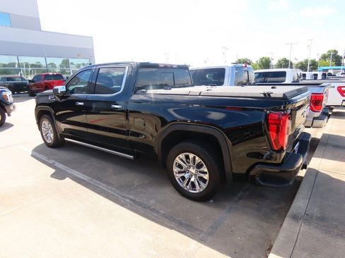 Used 2024 GMC Sierra 1500 Denali w/ Technology Package image 12