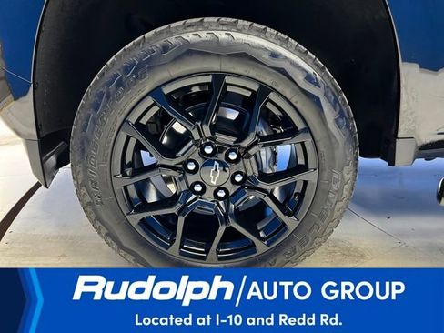 Used 2025 Chevrolet Colorado Z71 image 11