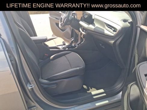 Used 2025 Buick Encore GX Preferred AWD/4WD image 30