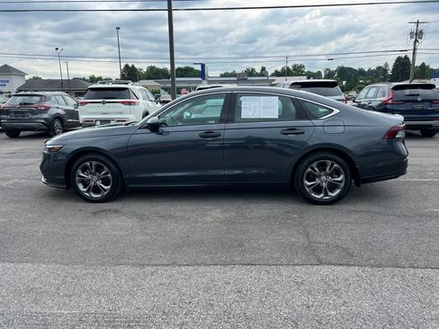 Used 2024 Honda Accord EX image 2