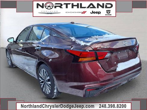 Used 2024 Nissan Altima 2.5 SV image 27