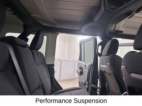 Used 2025 Jeep Wrangler Unlimited Rubicon 4xe w/ Convenience Group AWD/4WD image 25