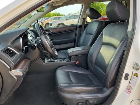 Used 2018 Subaru Outback 2.5i Limited AWD/4WD image 6