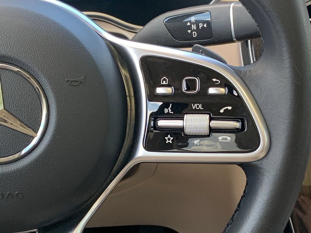 Used 2021 Mercedes-Benz GLC 300 image 12