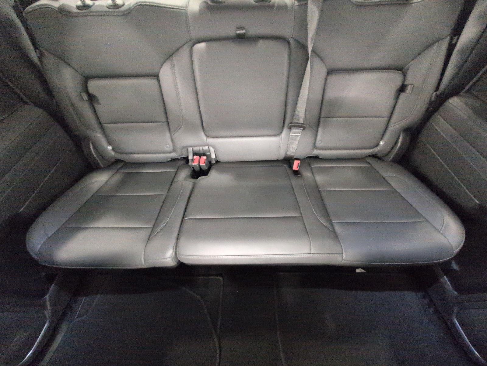 Used 2026 GMC Sierra 1500 SLT AWD/4WD image 23