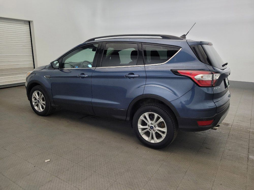Used 2018 Ford Escape SE w/ SE Sync 3 Package AWD/4WD image 3