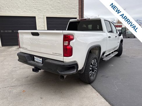 Used 2025 Chevrolet Silverado 2500 Custom w/ Custom Value Package image 7