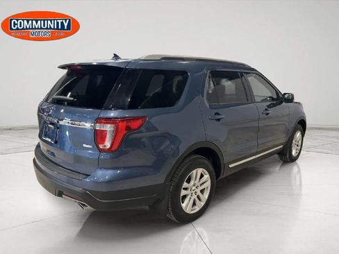 Used 2019 Ford Explorer XLT w/ Safe & Smart Package image 7