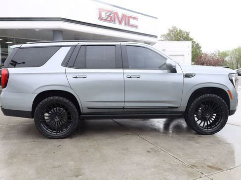 Used 2026 GMC Yukon Denali w/ Denali Reserve Package AWD/4WD image 7