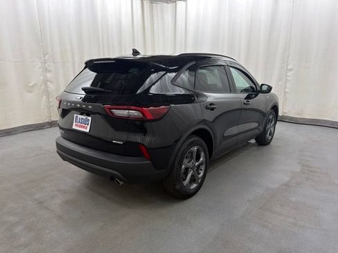 Used 2025 Ford Escape ST-Line AWD/4WD image 6