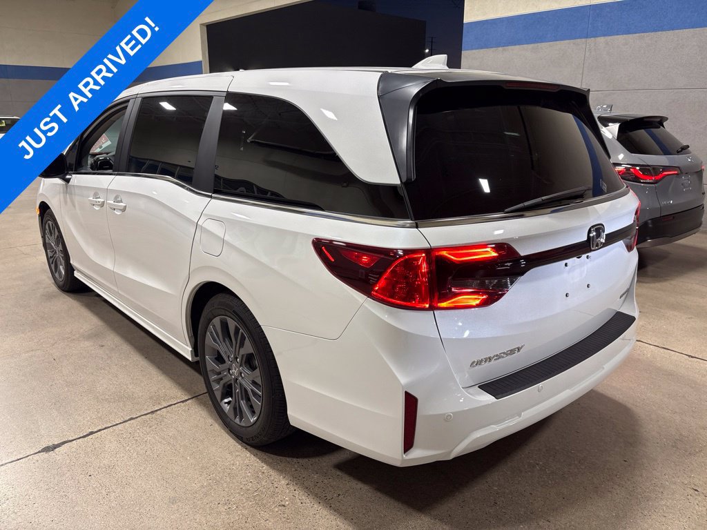 Certified 2026 Honda Odyssey Elite image 4