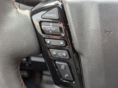 Used 2025 Nissan Frontier PRO-4X w/ Pro Convenience Package image 20