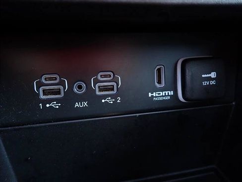 Used 2023 Jeep Grand Cherokee 4WD 4xe image 23