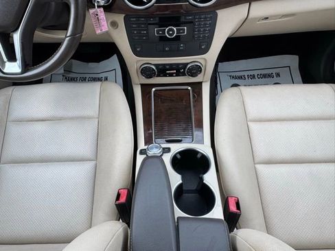 Used 2013 Mercedes-Benz GLK 350 4MATIC image 21
